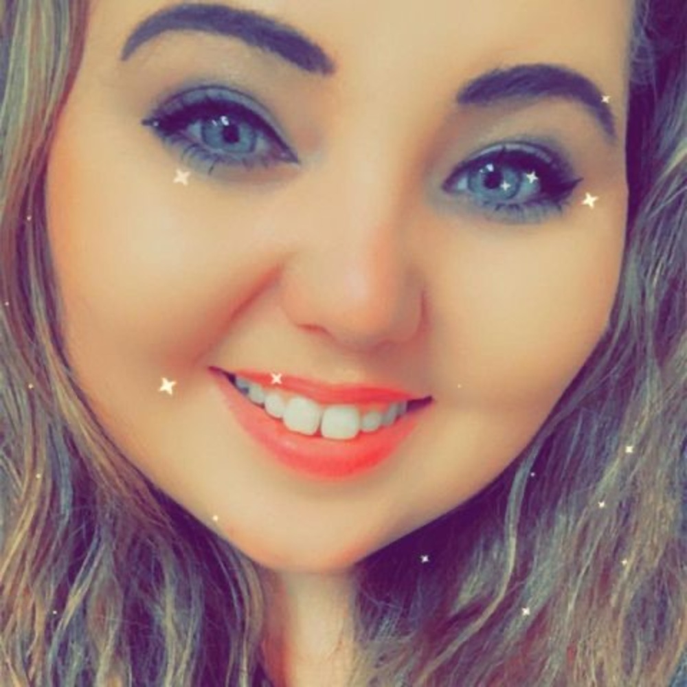 Meet your Posher, Casey